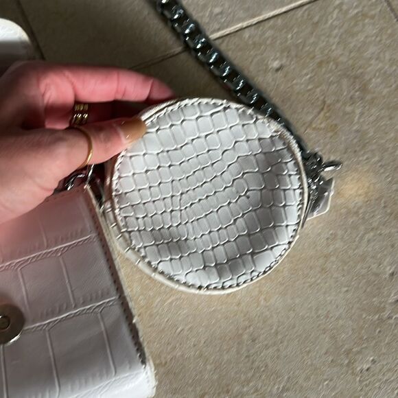 Tiny Light Blue Leather Crossbody Purse - 2 Small Attachments - NEW - Picture 5 of 5